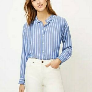 🌷NWT LOFT Button Up